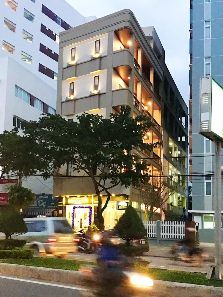Quan Quan Hotel Da Nang Buitenkant foto