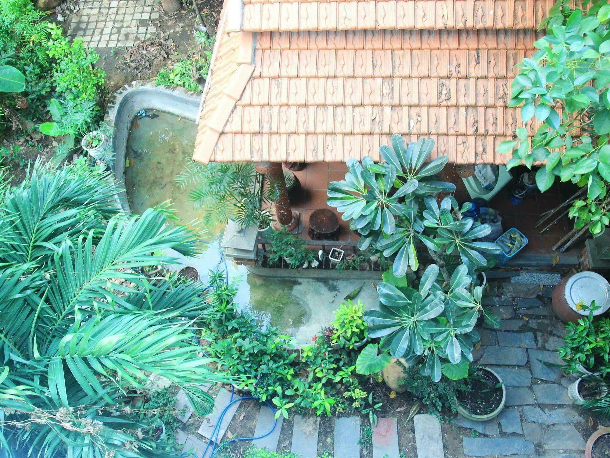 Quan Quan Hotel Da Nang Buitenkant foto